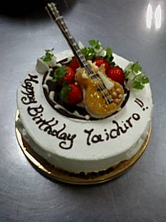 手作り菓子 アビニヨン シェフのお菓子日記 ギターのケーキ By Horinouchi